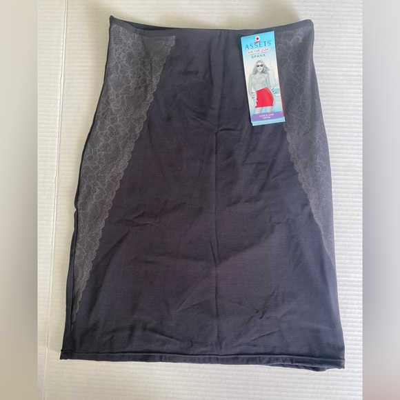 New Assets Red Hot Label by SPANX Luxe & Lean Half Slip Shaper Black XL - Picture 7 of 9